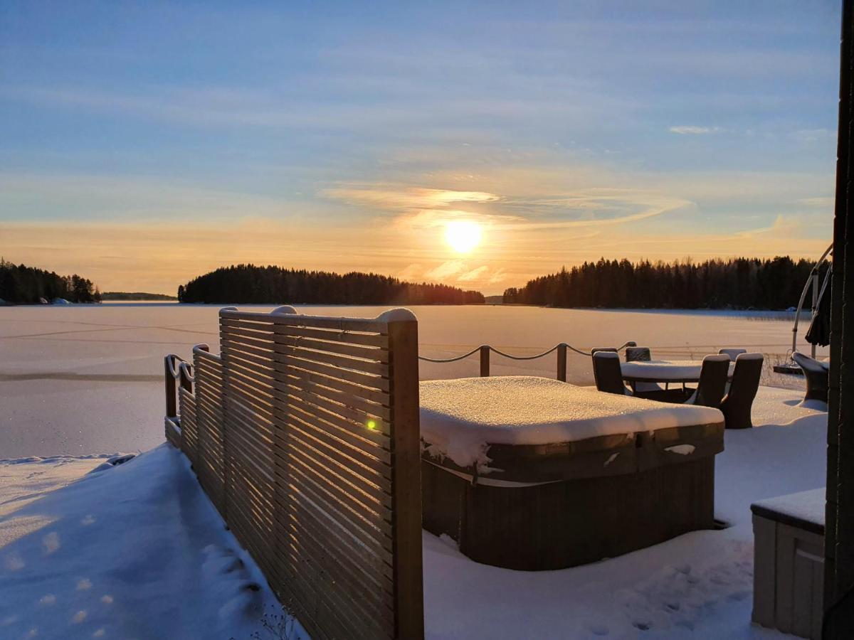 Stunning Log Cabin 45M2 On The Shore Of Kallavesi. Kuopio Exteriér fotografie