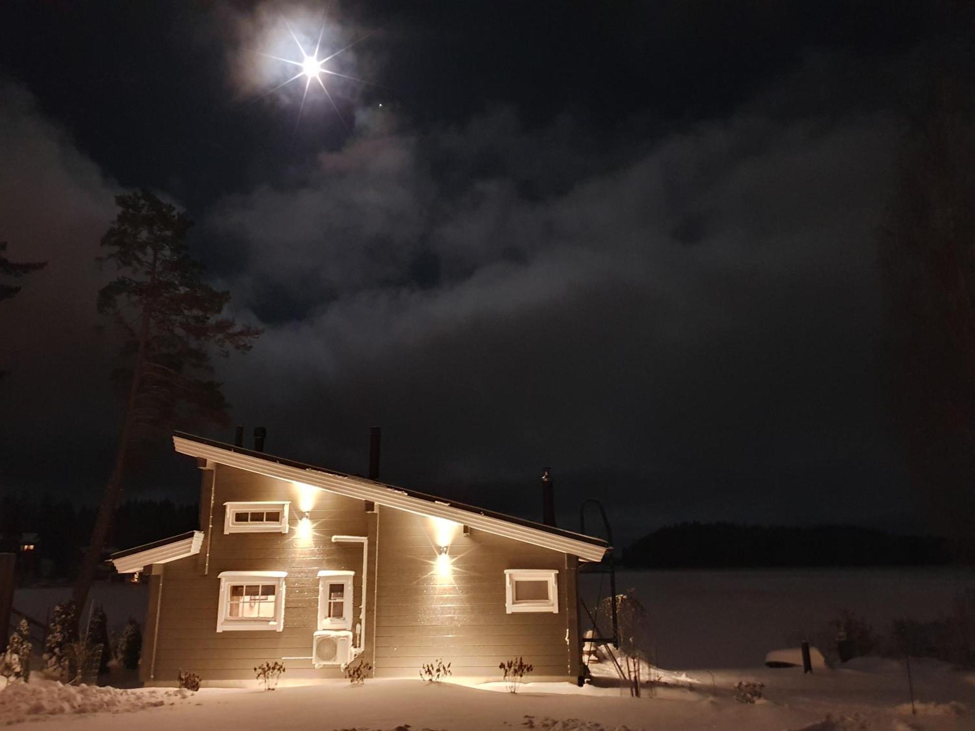 Stunning Log Cabin 45M2 On The Shore Of Kallavesi. Kuopio Exteriér fotografie
